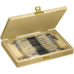 Assortiment de tourne et pousse-viroles, broches et leviers pour viroles et aiguilles, en coffret bois