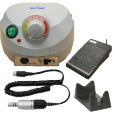 Micromoteur Escort-II avec micromoteur pour pièce à main à emboîter avec pédale de commande et support pièce à main, sans pièce à main